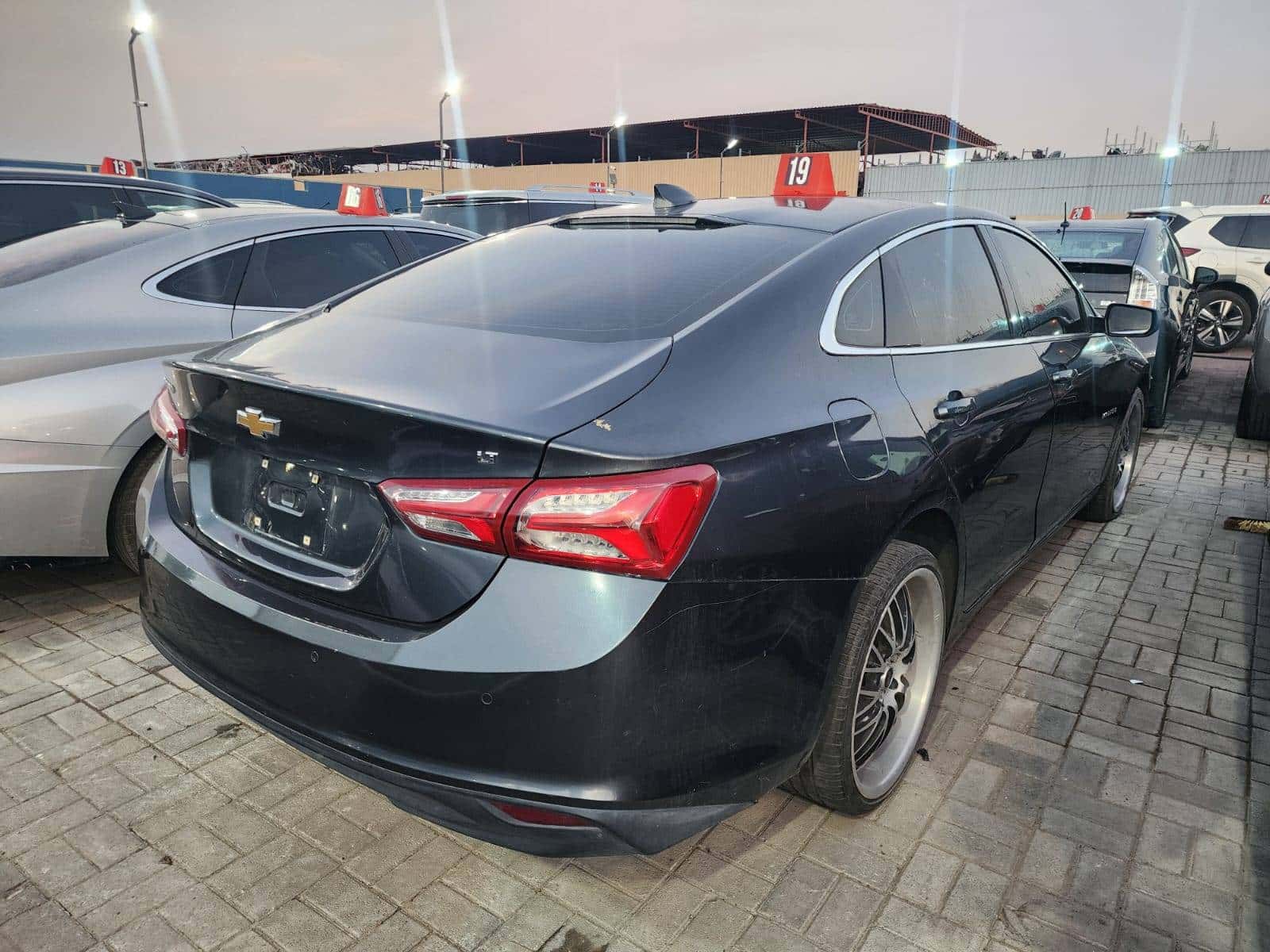 CHEVROLET Malibu 2021 thumbnail 2