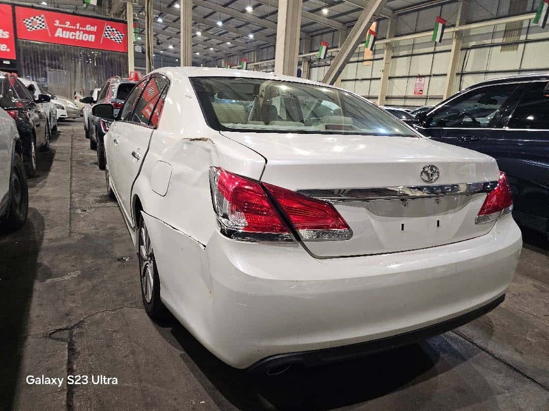 Toyota Avalon 2011 thumbnail 6