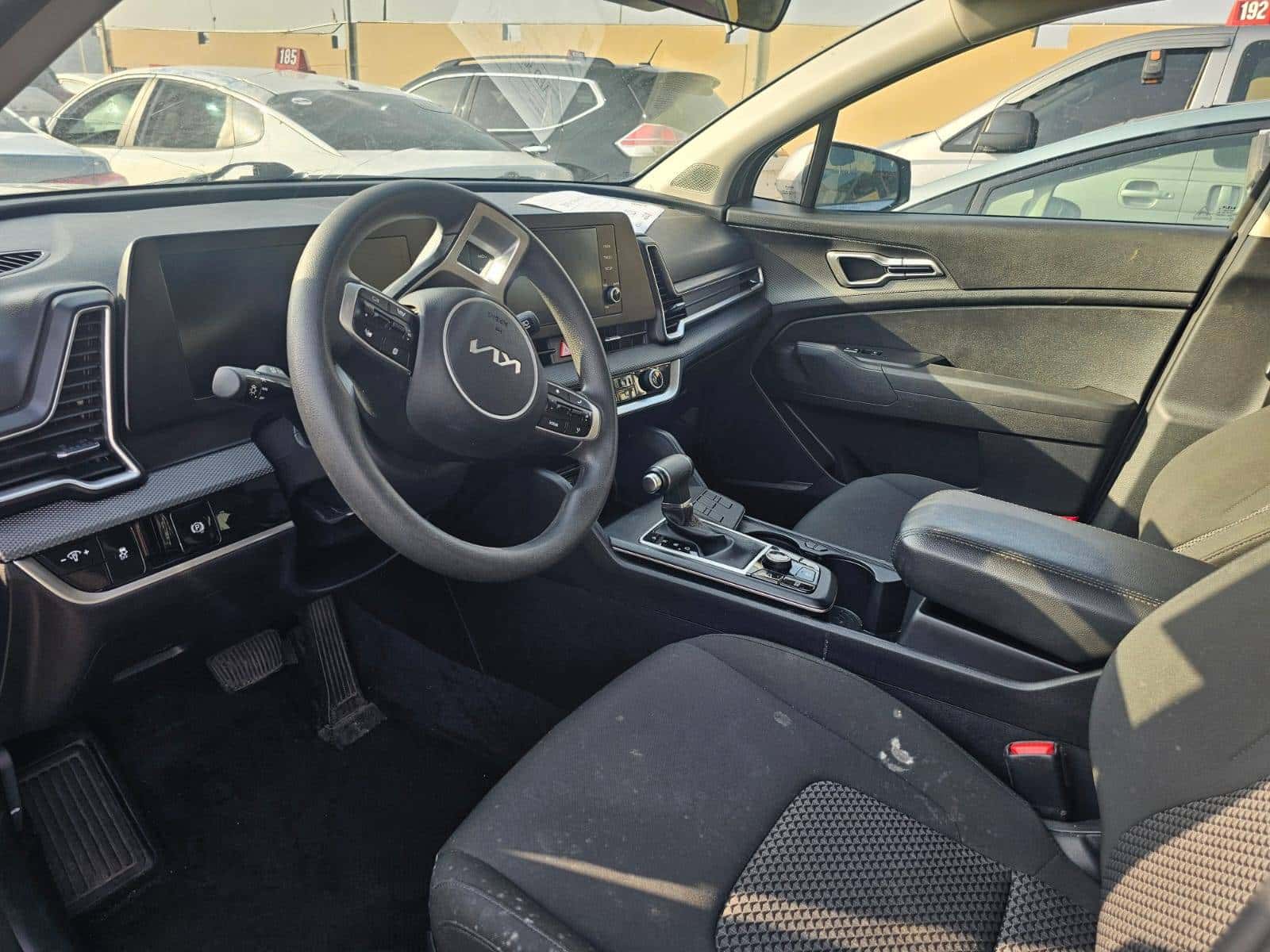 Kia SPORTAGE 2023 thumbnail 2