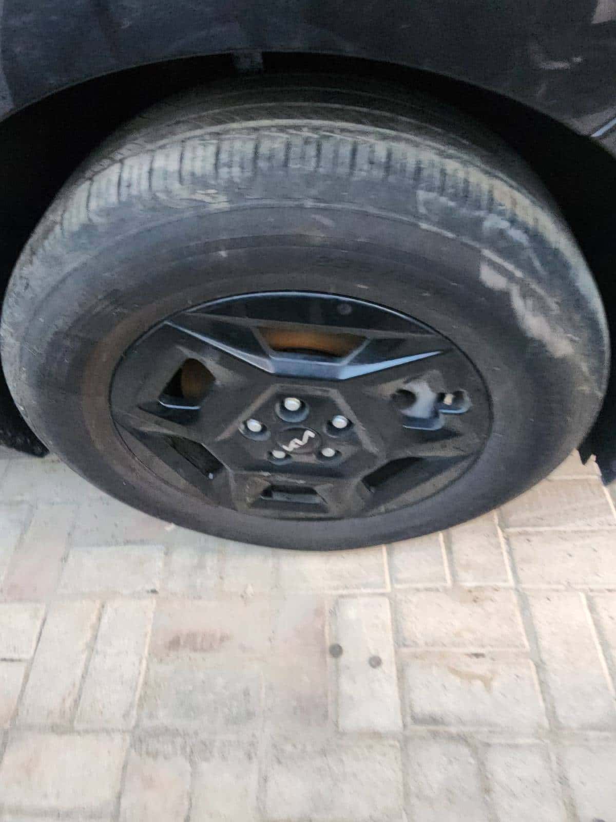 Kia CARNIVAL LX 2025 thumbnail 4