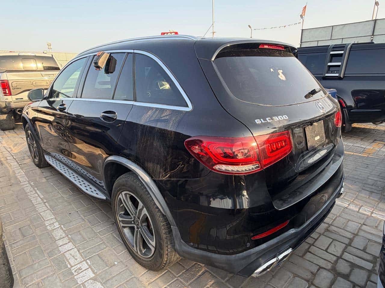 MERCEDES BENZ GLC-300 2019 thumbnail 3