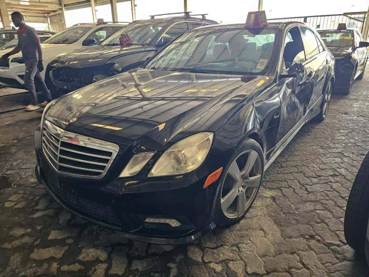 MERCEDES BENZ E 350 2011 thumbnail 2