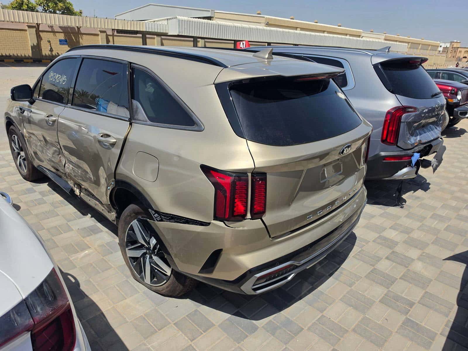 Kia Sorento 2021 thumbnail 4