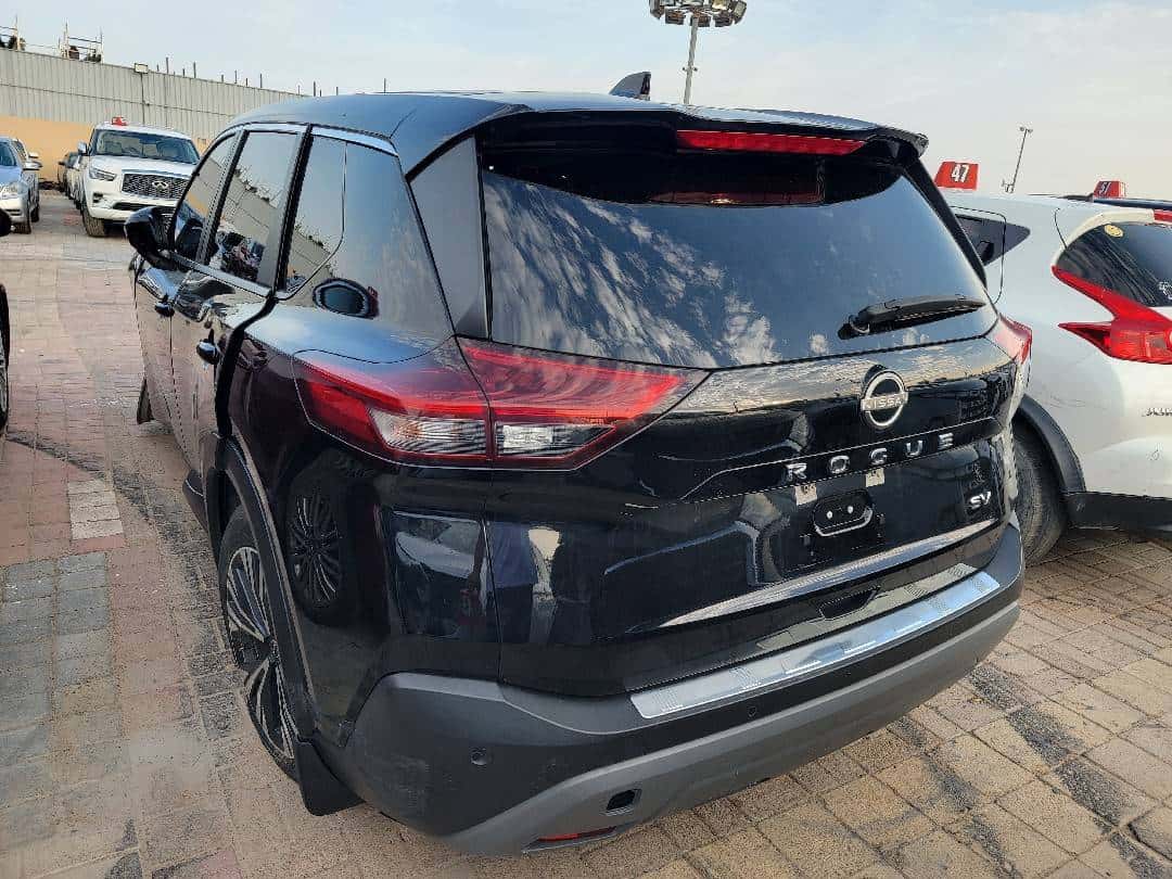 Nissan Rogue 2023 thumbnail 1