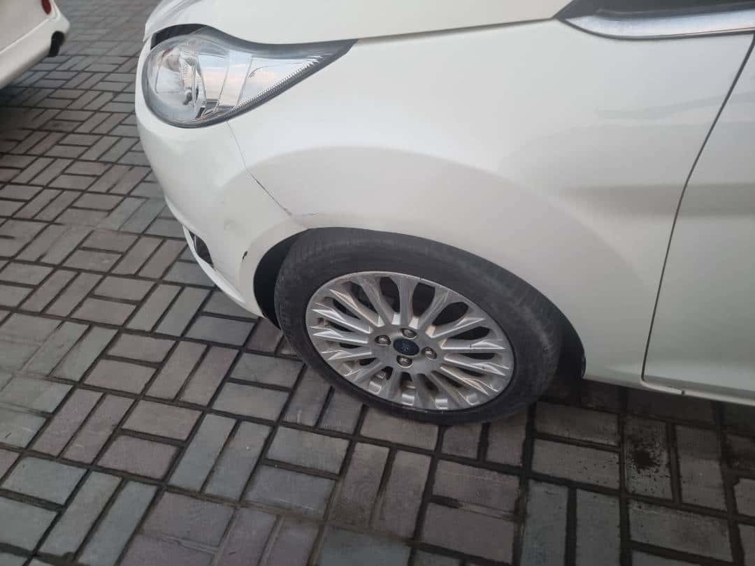 Ford Fiesta 2014 thumbnail 7