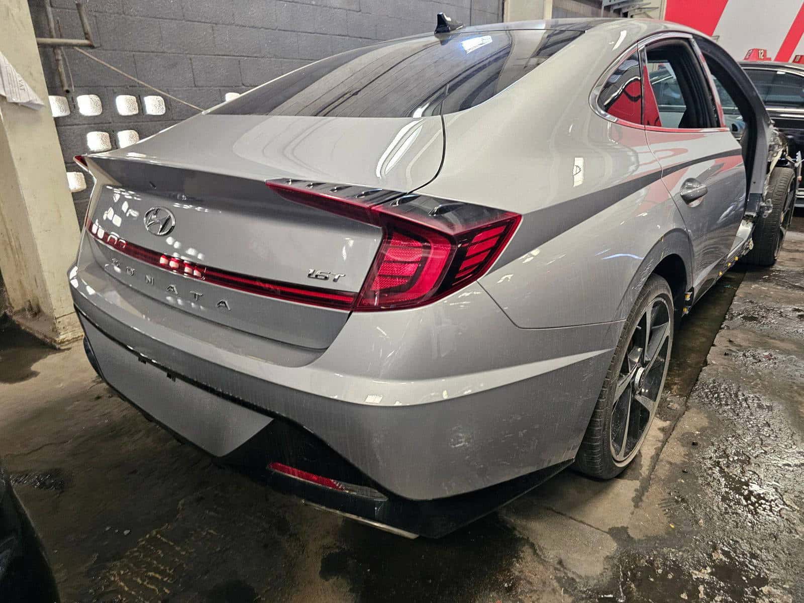 HYUNDAI SONATA 2023 thumbnail 3