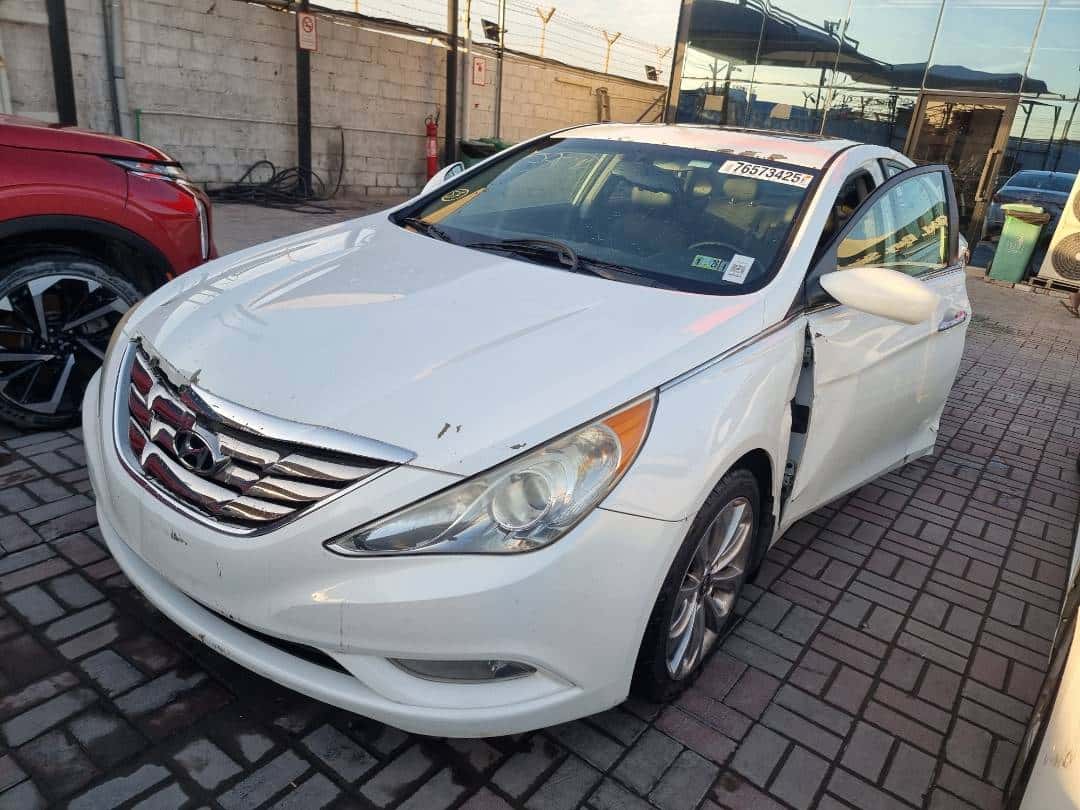 HYUNDAI SONATA 2012 thumbnail 4