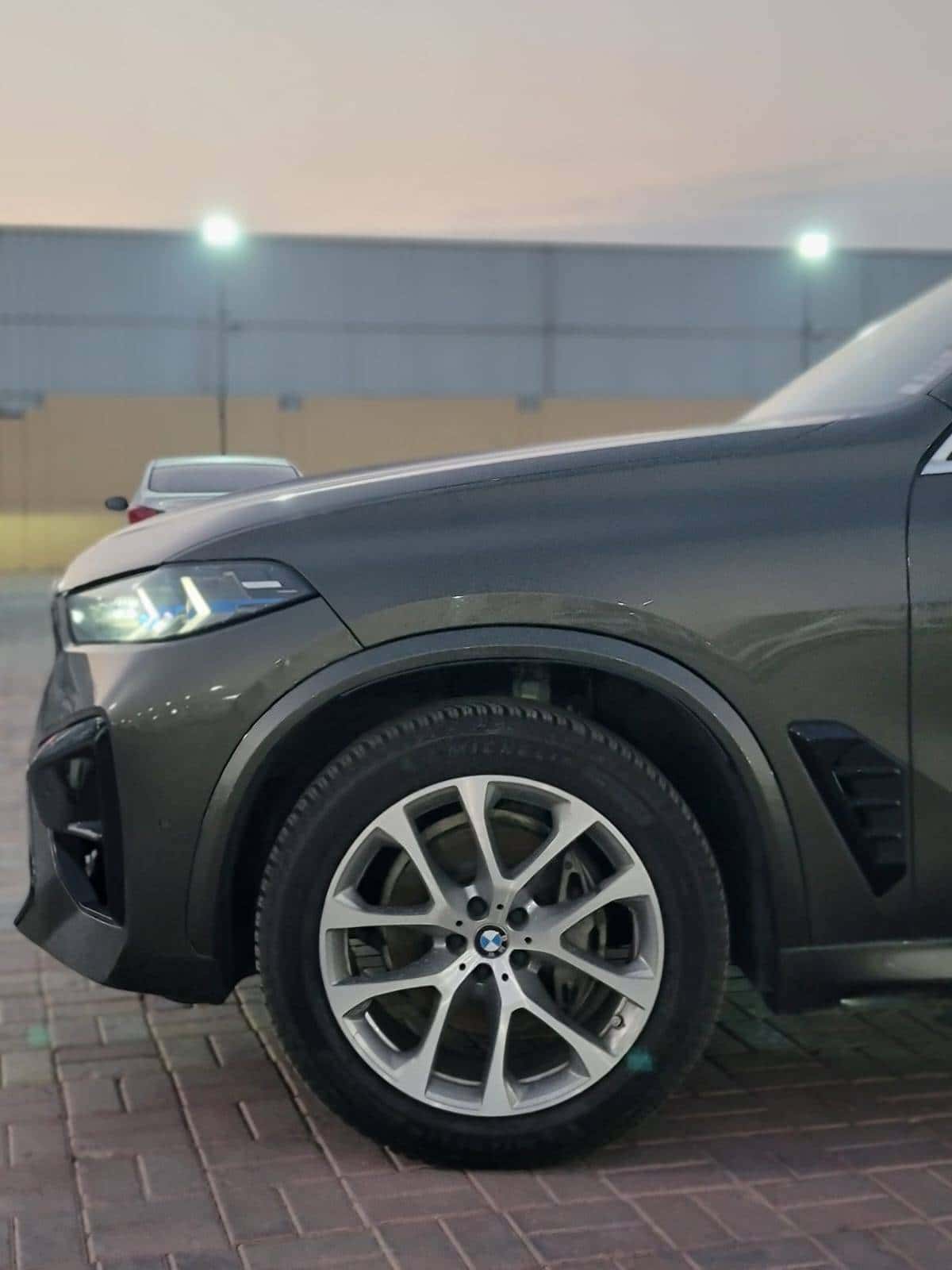BMW X5 XDRIVE40I 2024 thumbnail 6