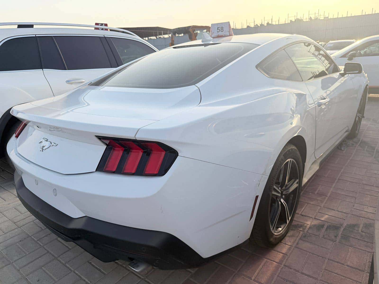 Ford Mustang 2024 thumbnail 7