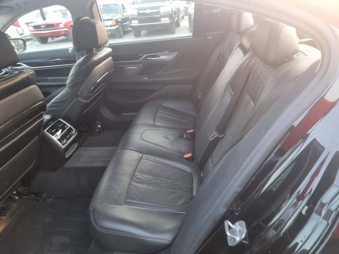 BMW 740 I 2020 thumbnail 5