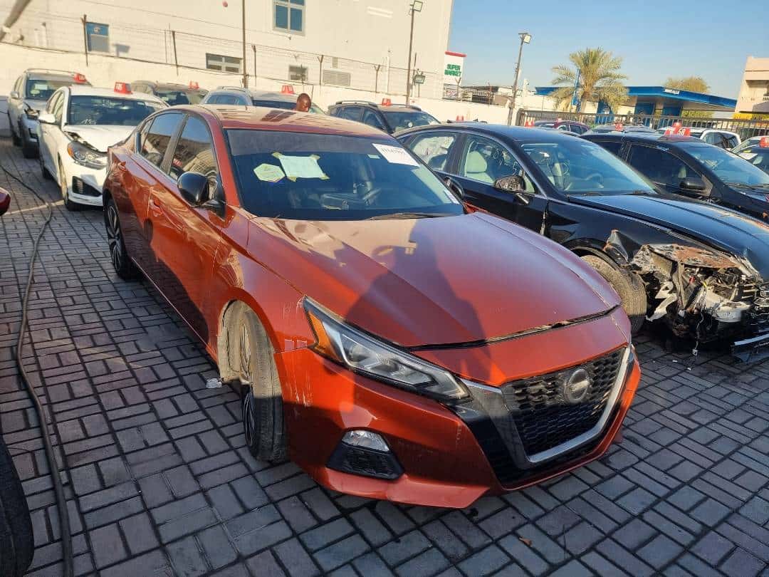 NISSAN ALTIMA 2019 thumbnail 2