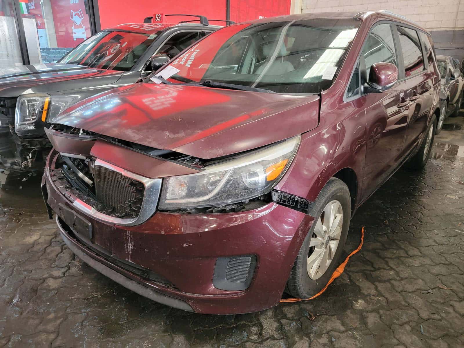 Kia Sedona 2016 thumbnail 4