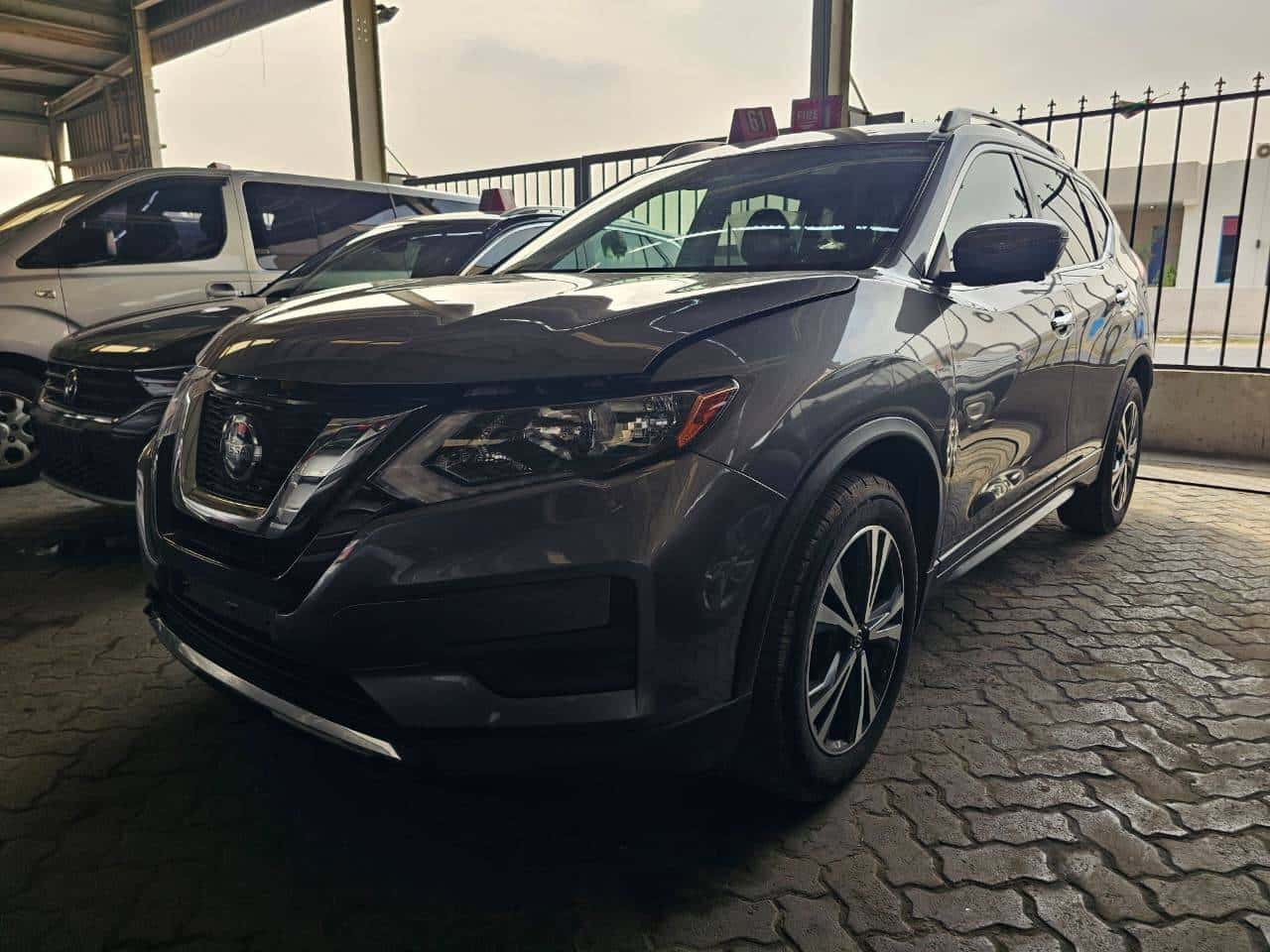 NISSAN ROGUE 2019 thumbnail 1