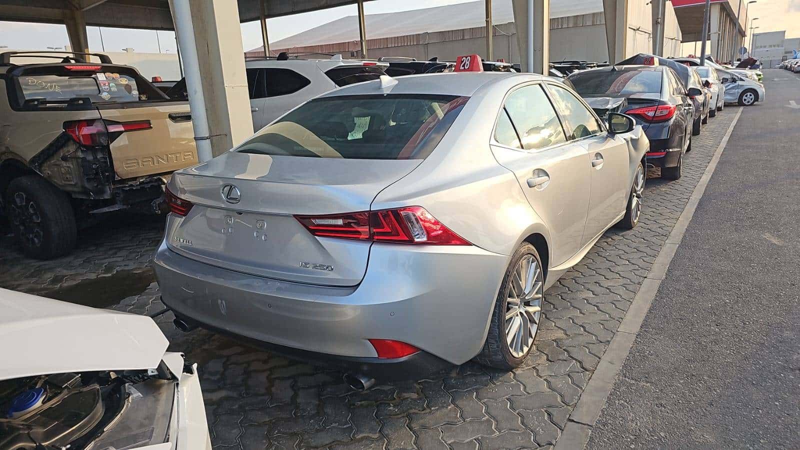 LEXUS IS 250 - Exterior