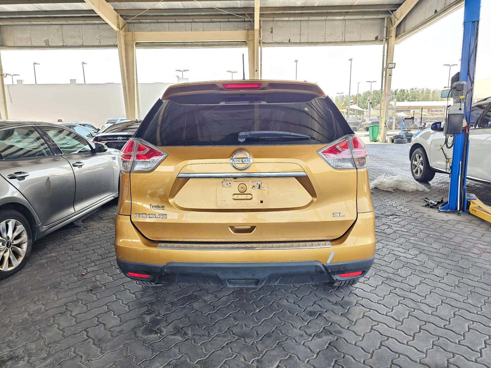 NISSAN ROGUE - Exterior