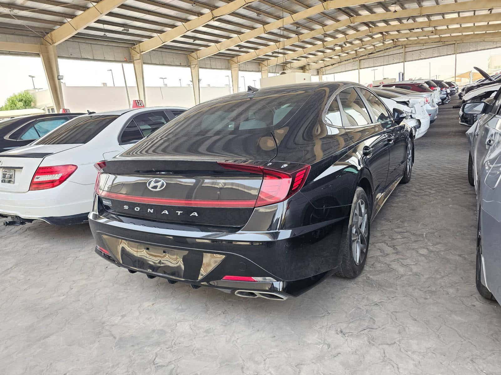HYUNDAI SONATA - Exterior