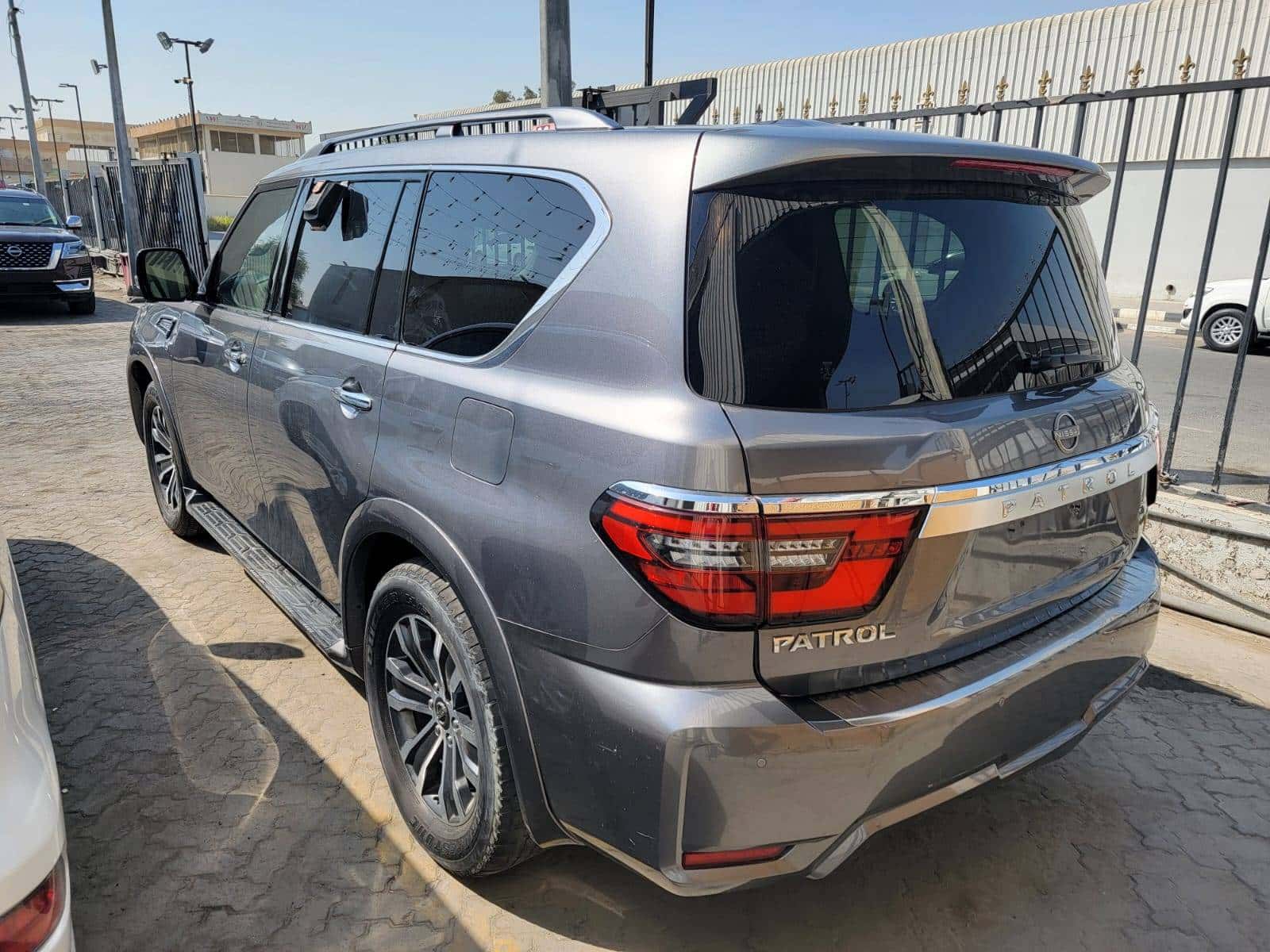 NISSAN ARMADA 2020 thumbnail 3