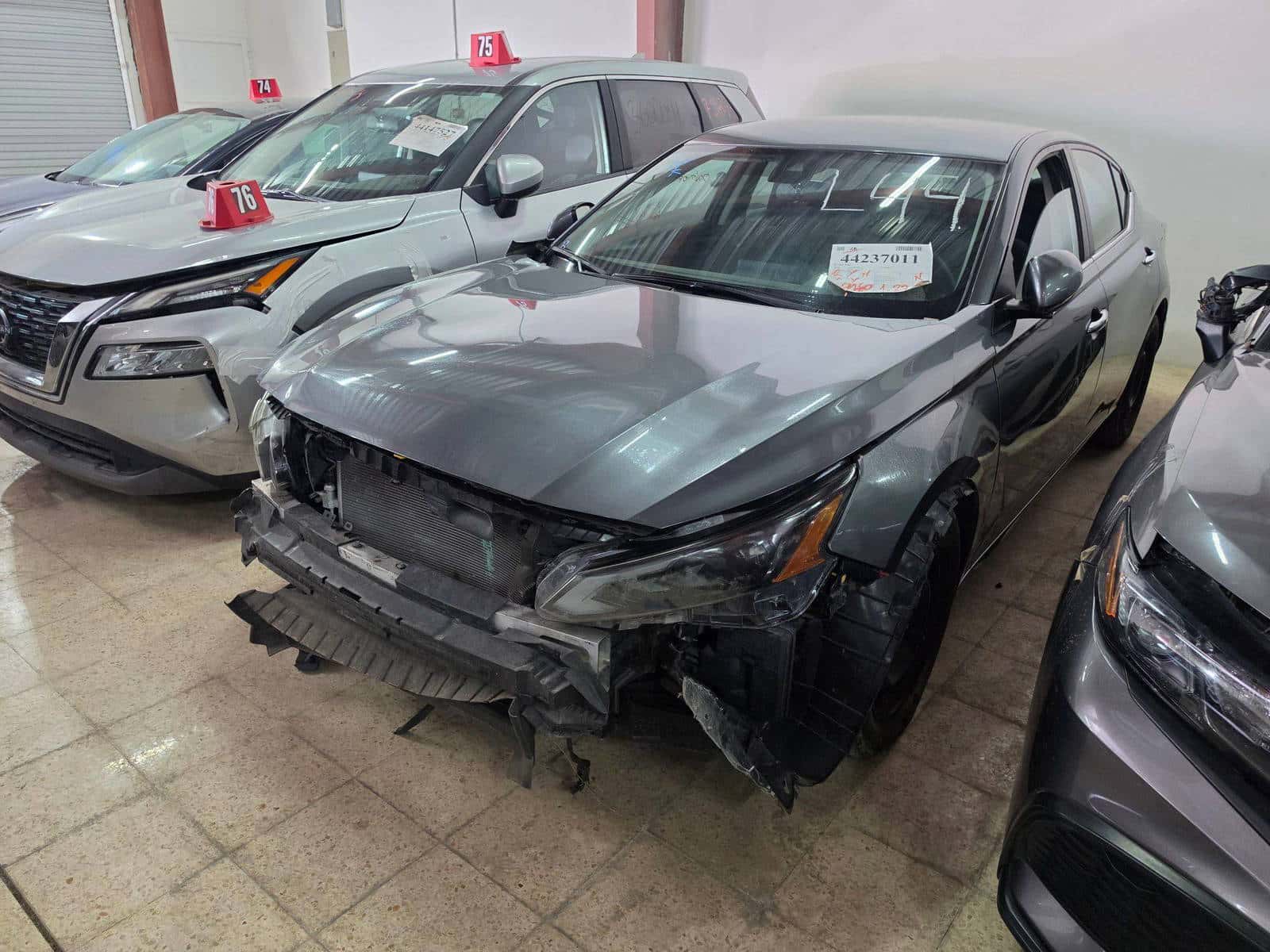 Nissan Altima 2023 thumbnail 4