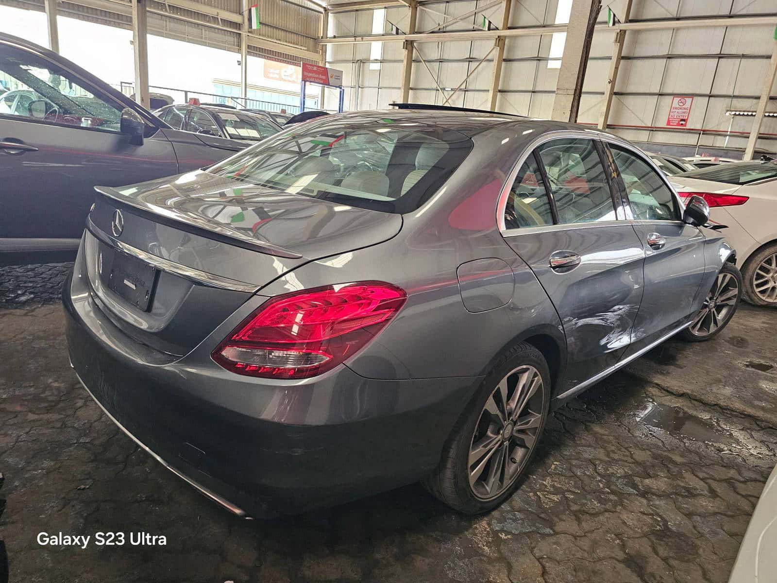 MERCEDES BENZ C300 - Exterior