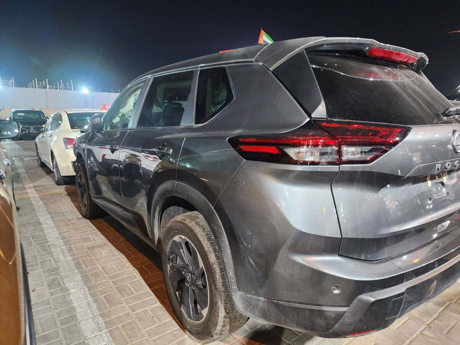 NISSAN ROGUE 2025 thumbnail 3