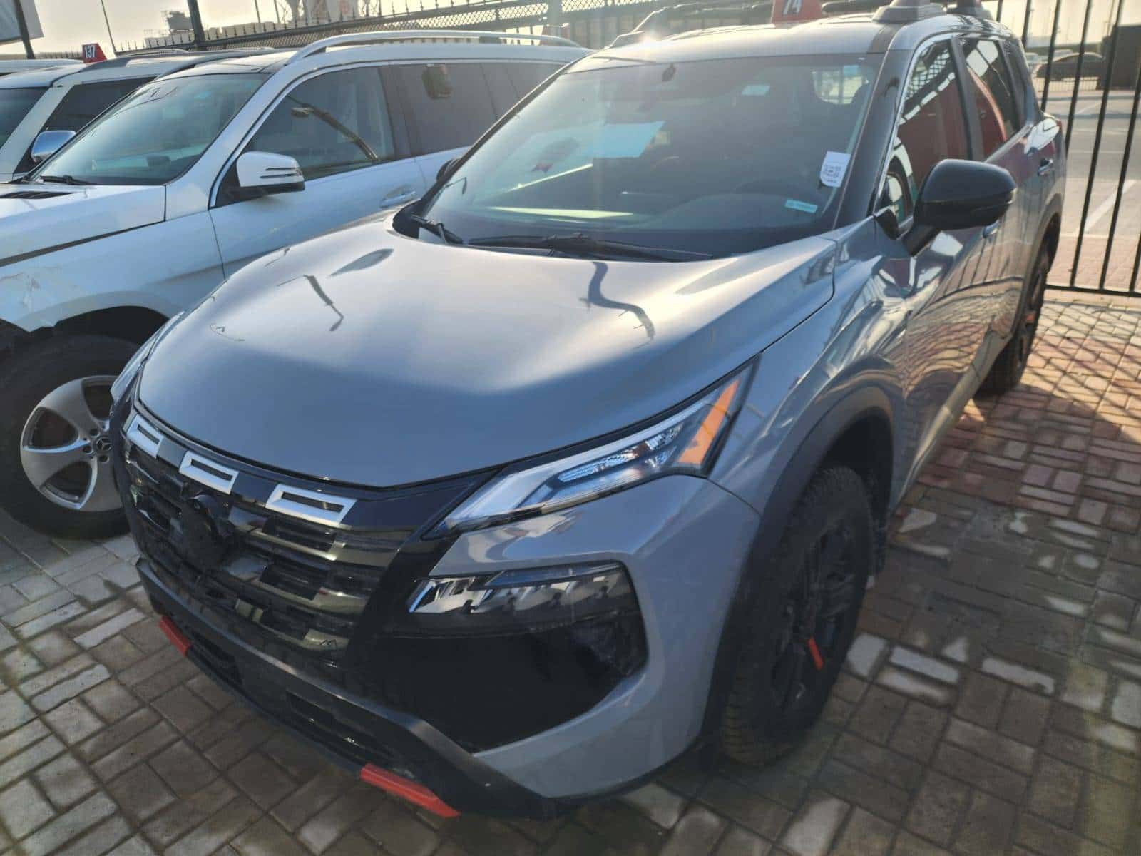 NISSAN ROGUE 2025 thumbnail 2