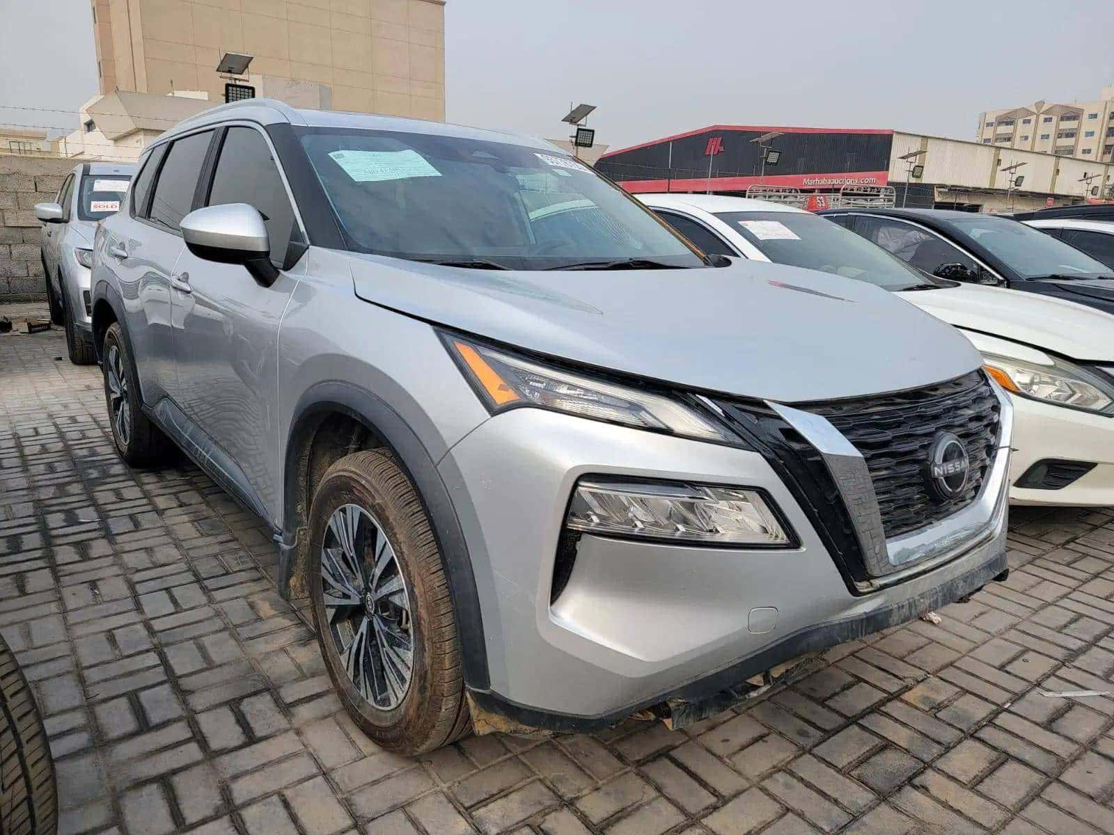 Nissan Rogue 2023 thumbnail 2