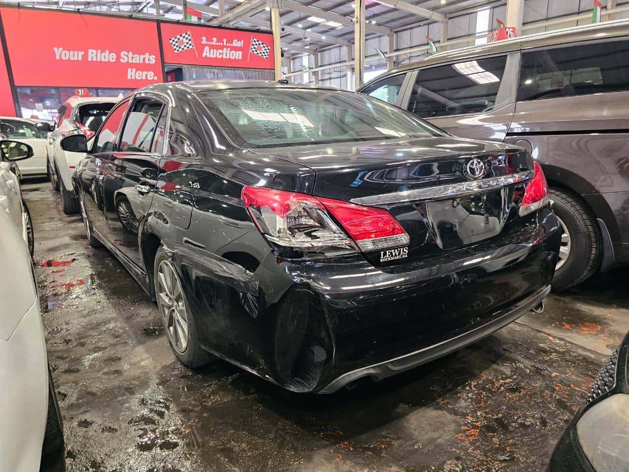 TOYOTA AVALON 2011 thumbnail 1