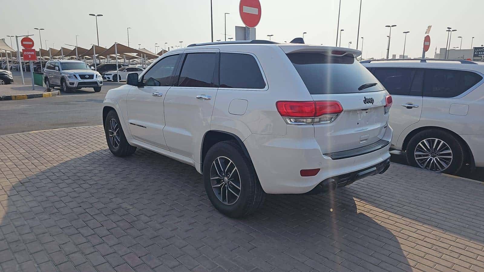 Jeep Grand Cherokee 2017 thumbnail 1