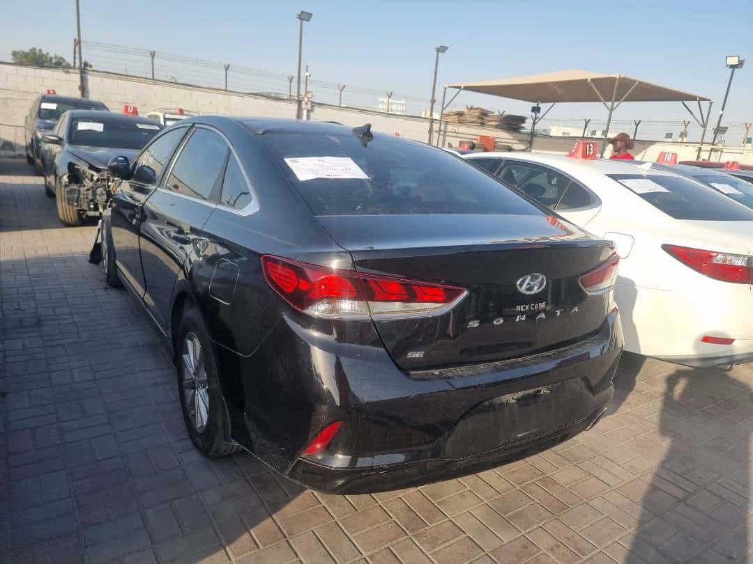 Hyundai Sonata 2018 thumbnail 2