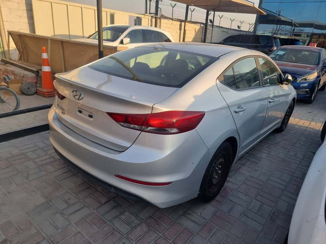 HYUNDAI ELANTRA 2018 thumbnail 3