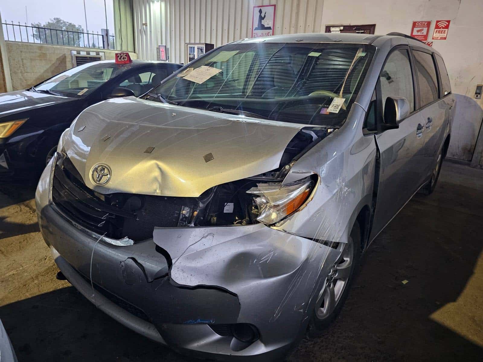 TOYOTA SIENNA 2014 thumbnail 5