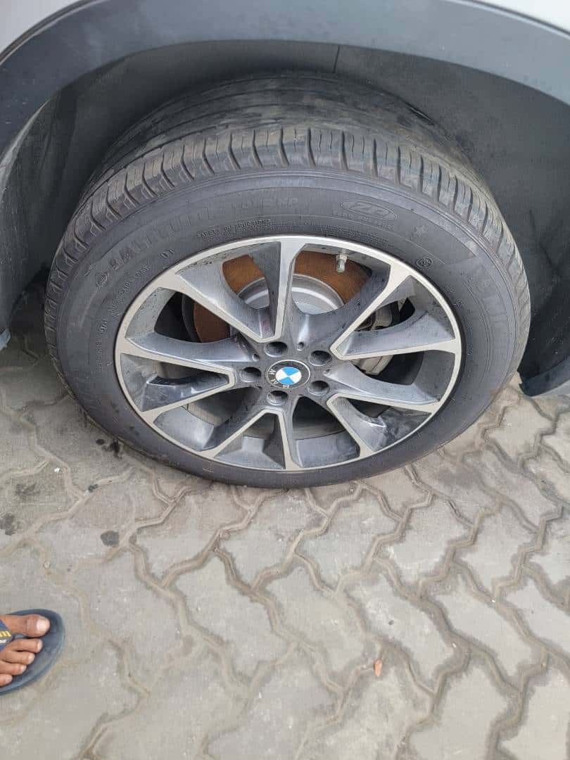 BMW X5 SDRIVE35I - Exterior