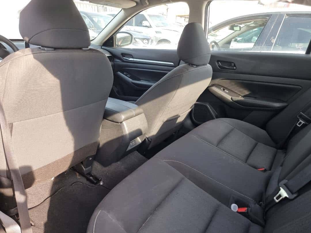 NISSAN ALTIMA - Exterior