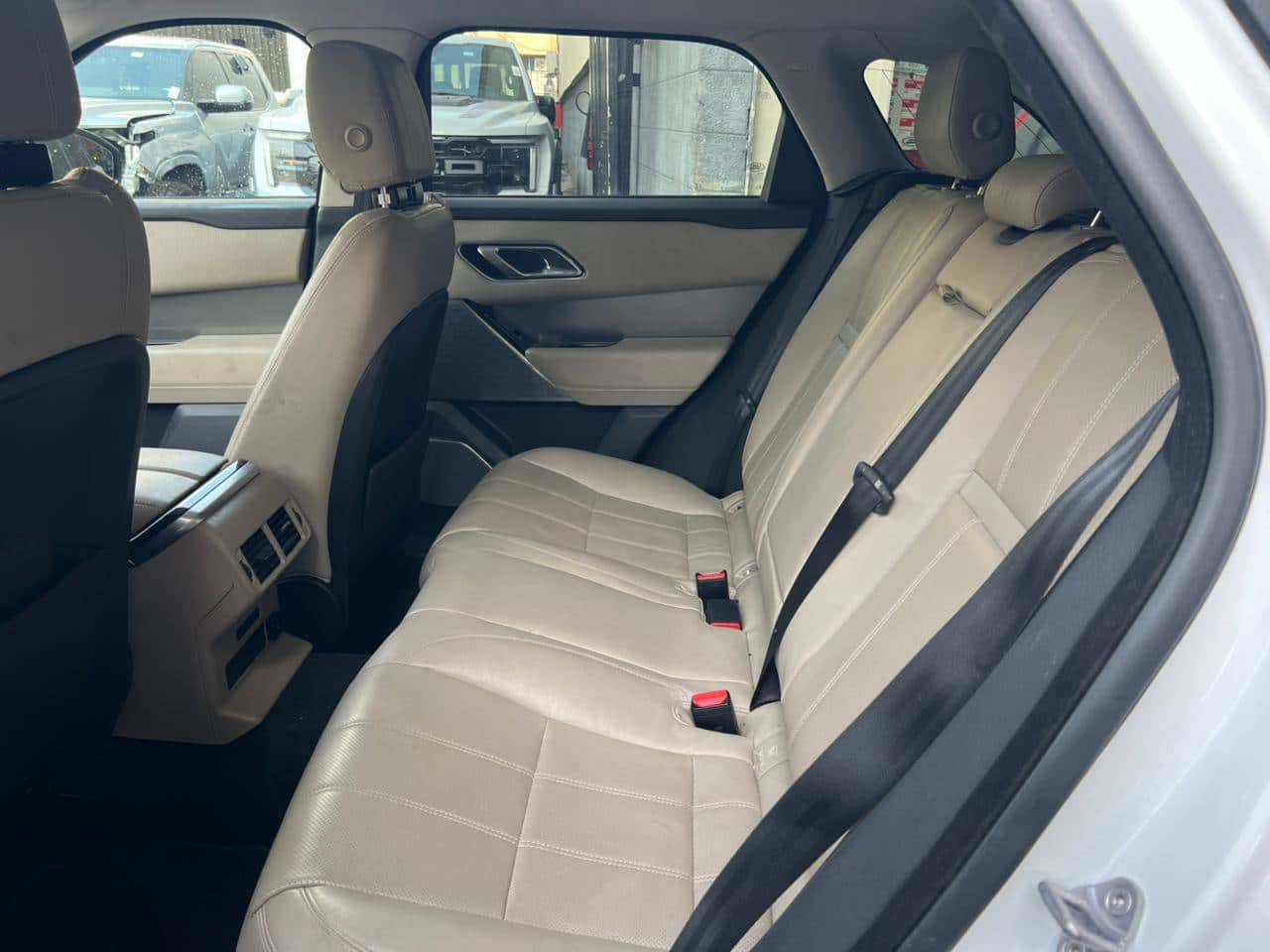 LAND ROVER RANGE ROVER VELAR - Exterior