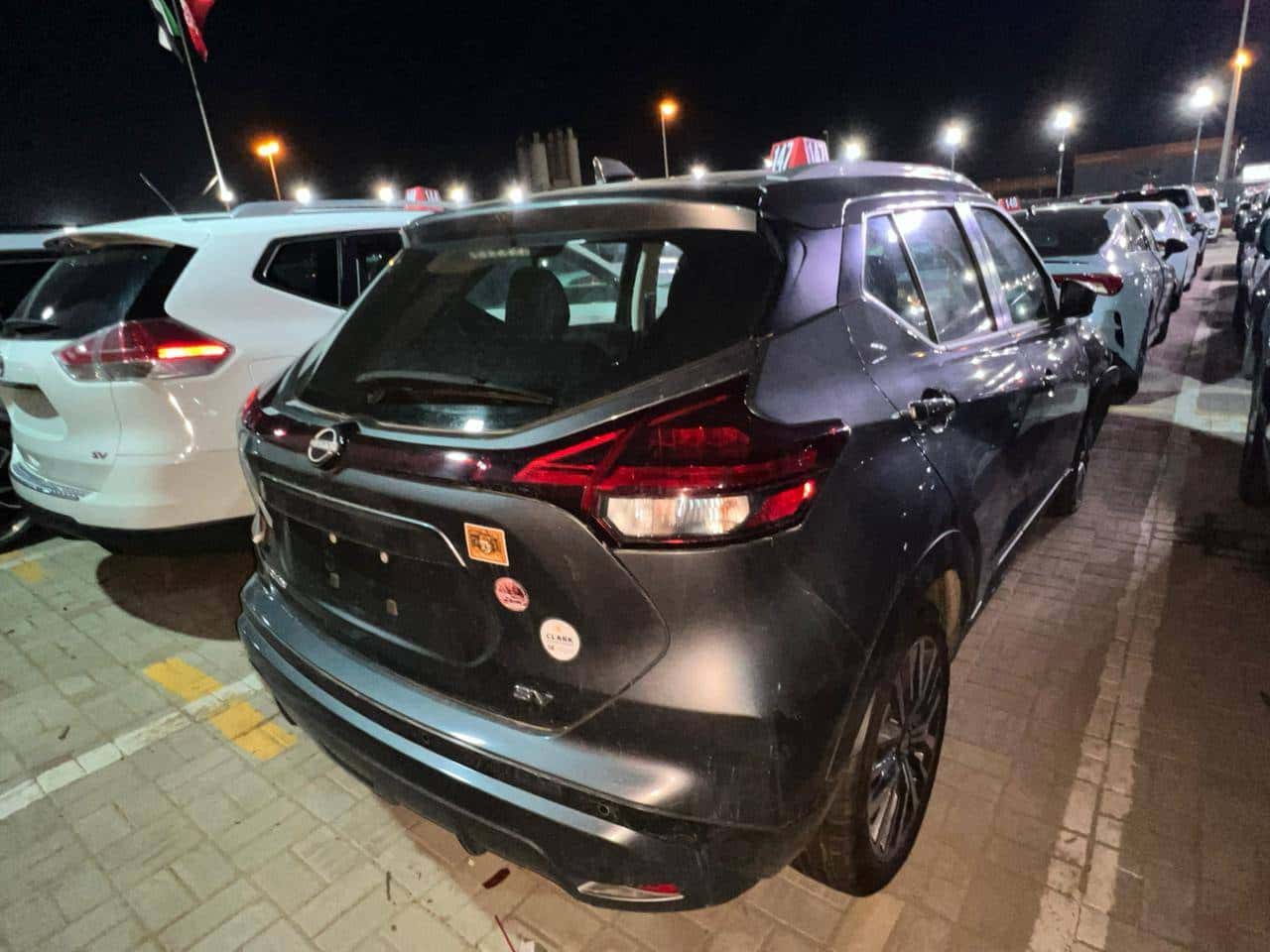 NISSAN KICKS 2023 thumbnail 6