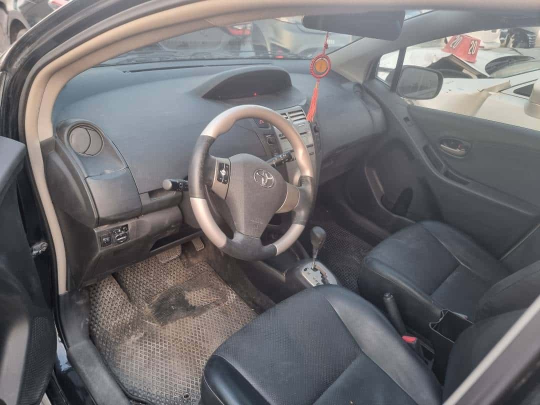 Toyota Yaris 2010 thumbnail 6