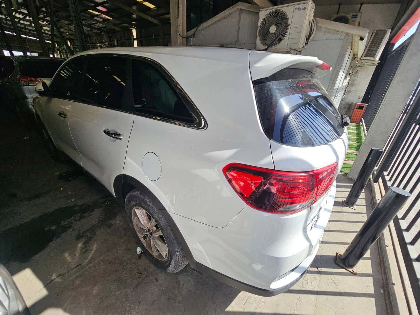 KIA SORENTO 2019 thumbnail 6