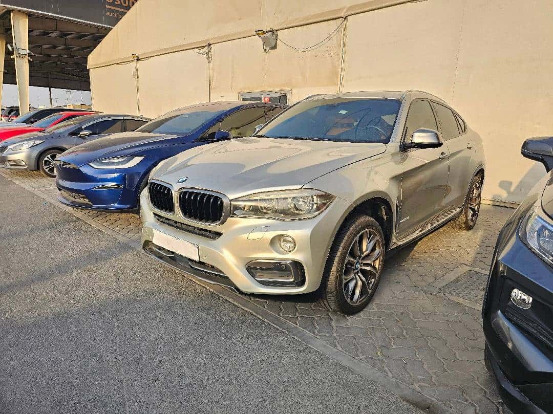 BMW X6 2016 thumbnail 1