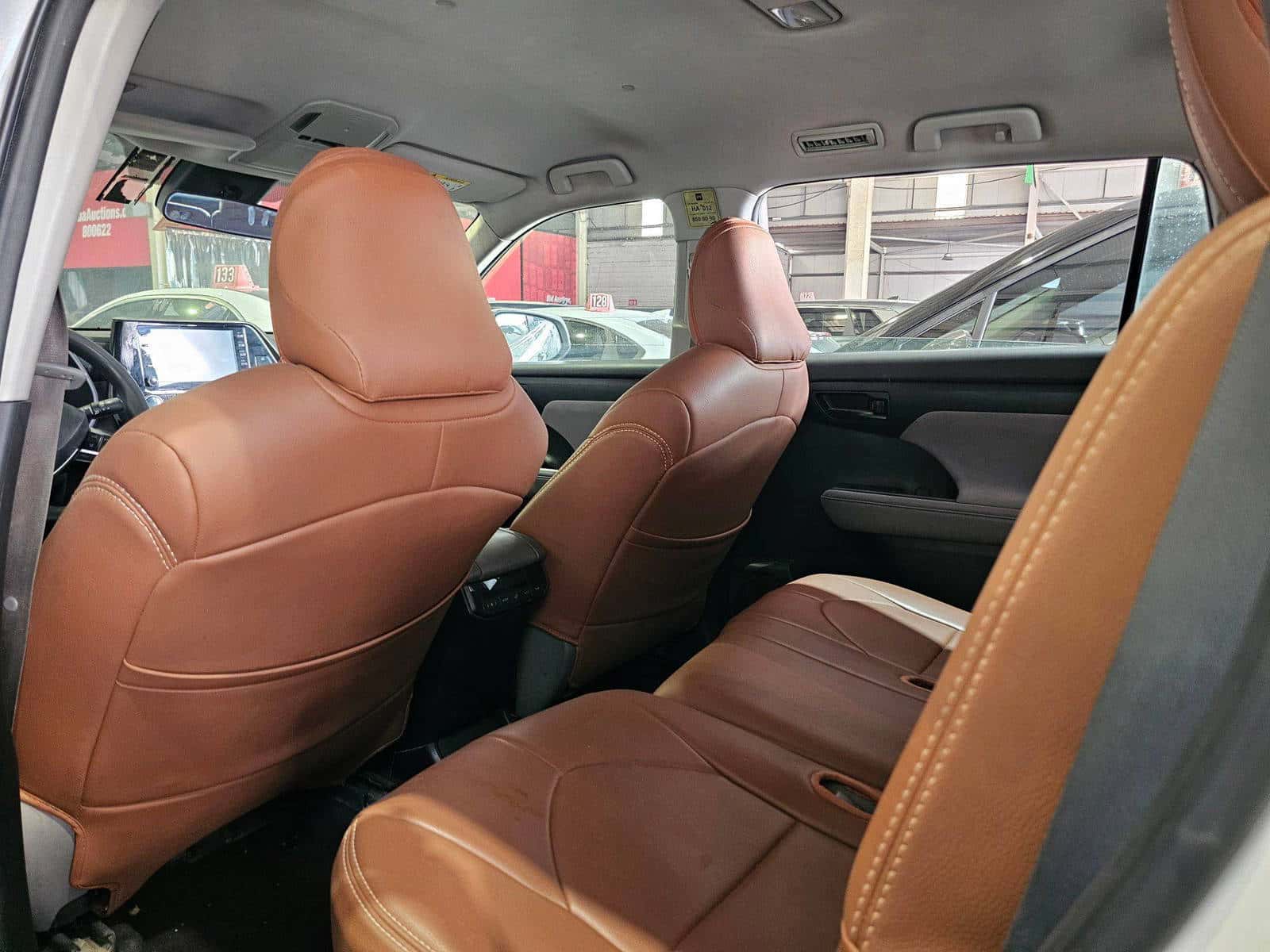 Toyota Highlander 2021 thumbnail 6