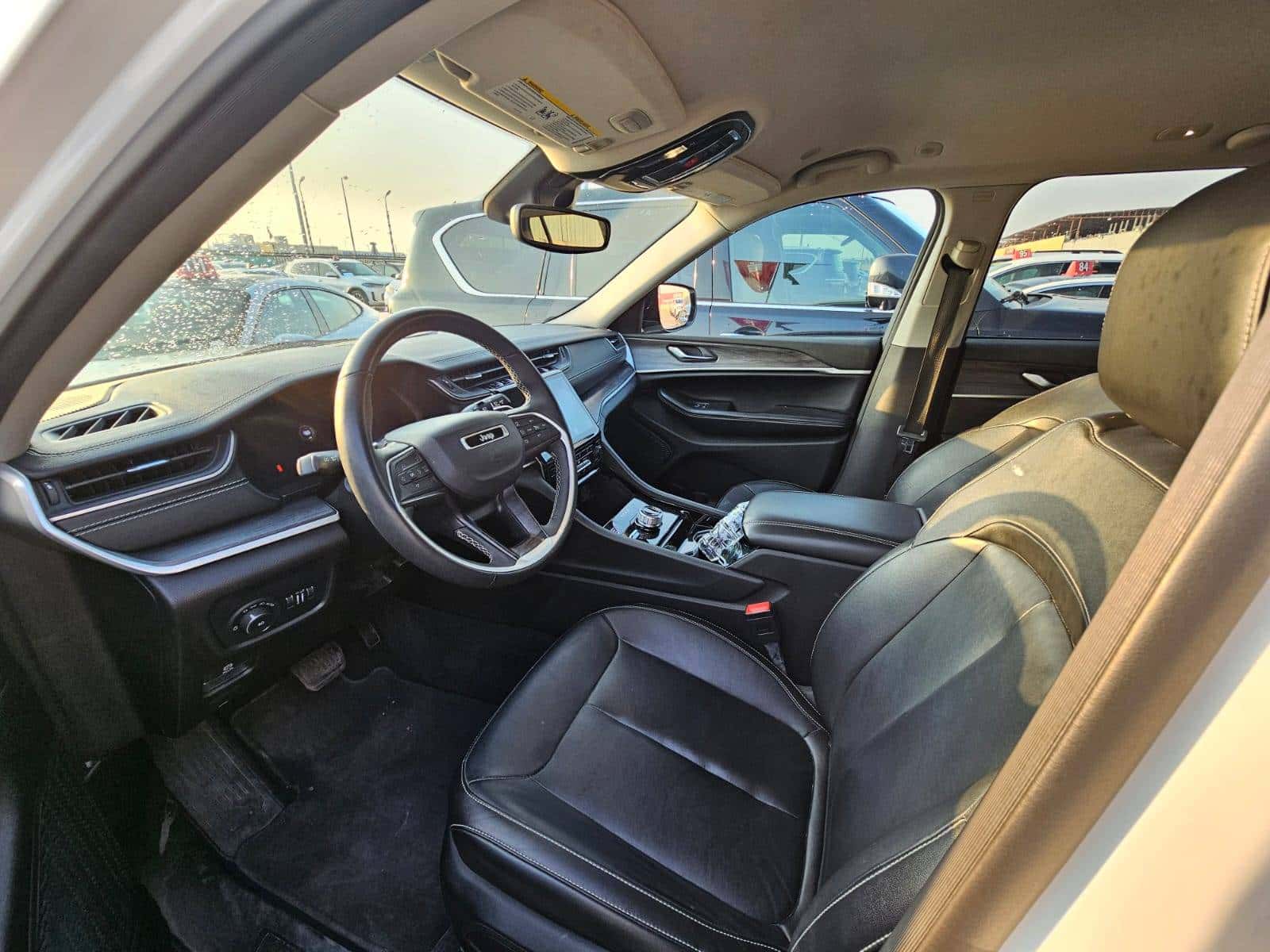 Jeep Grand Cherokee 2023 thumbnail 6