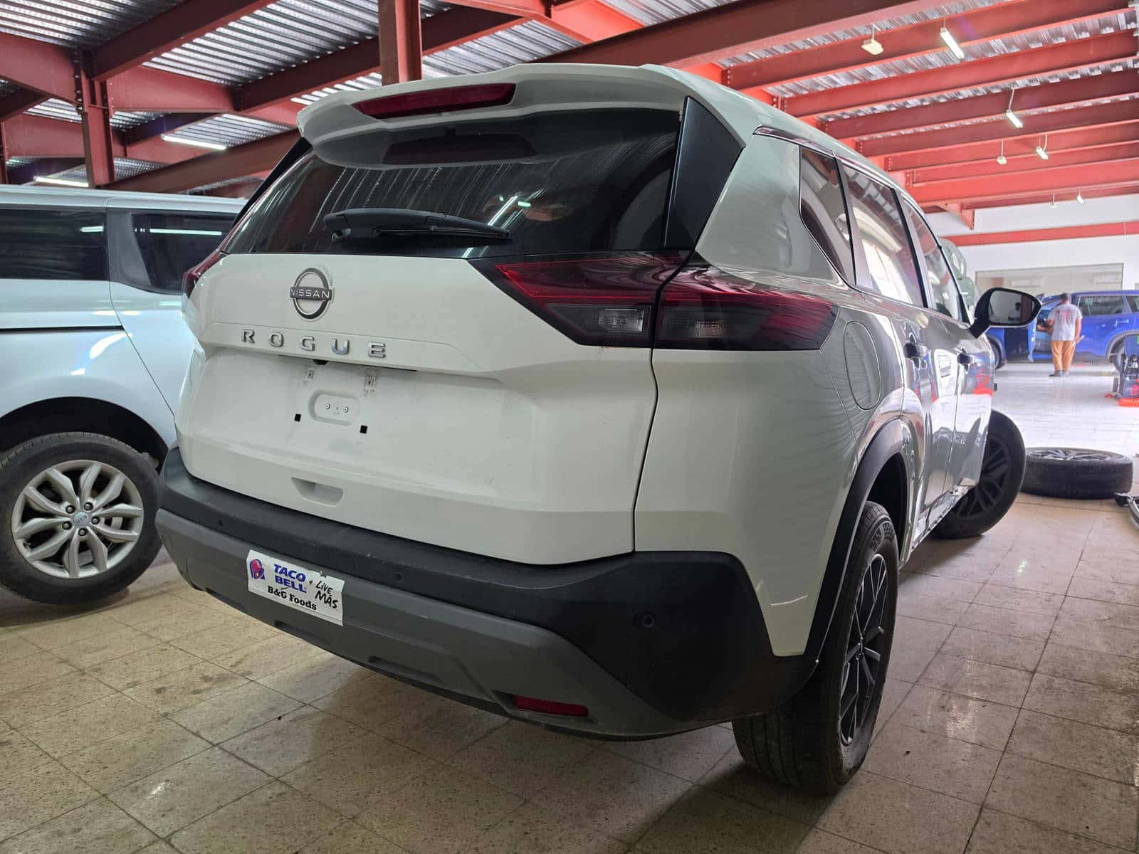 Nissan Rogue 2023 thumbnail 2