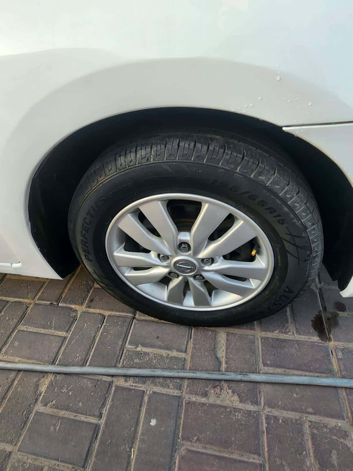 Nissan Sentra 2019 thumbnail 4