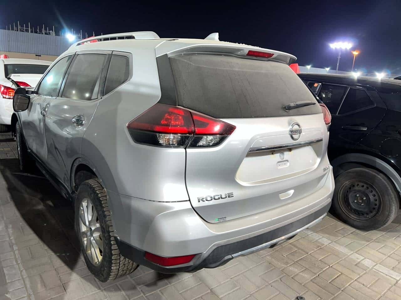 Nissan Rogue 2018 thumbnail 3