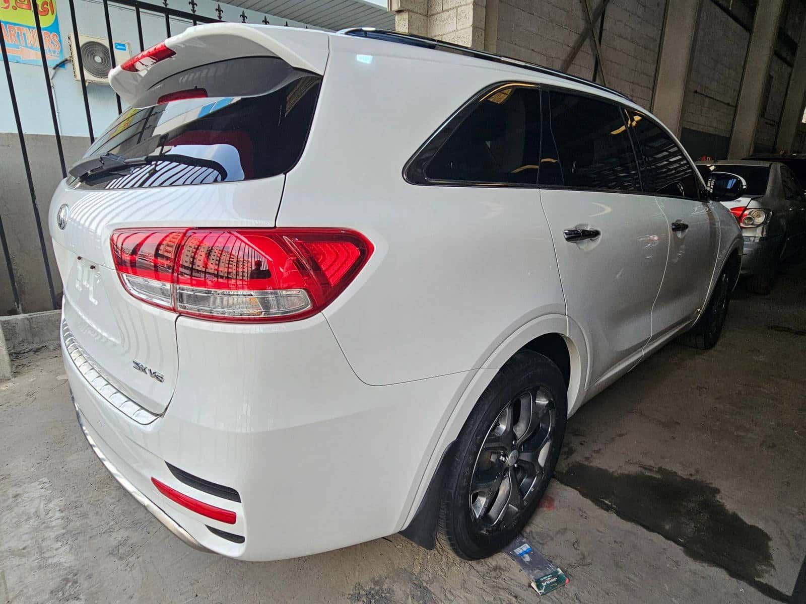 Kia Sorento 2017 thumbnail 2