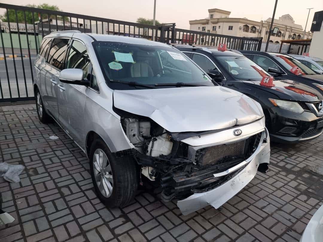 KIA SEDONA 2016 thumbnail 3