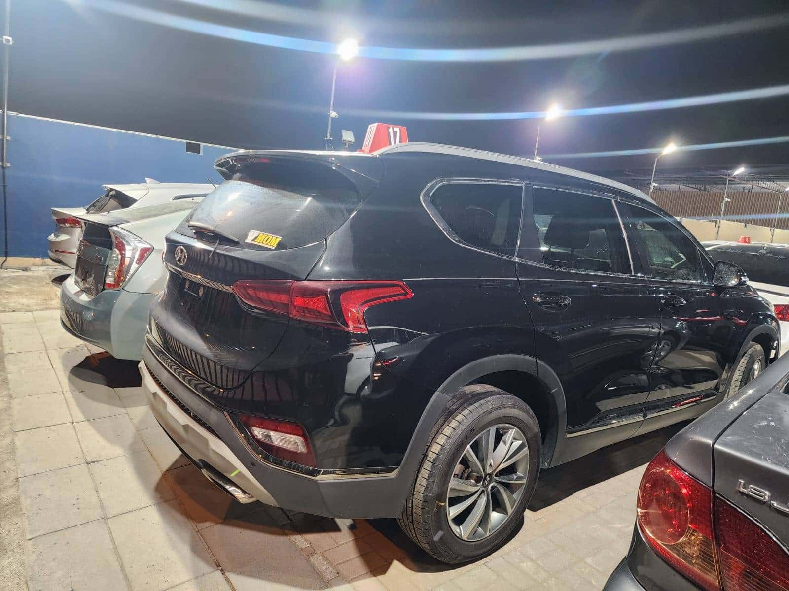 HYUNDAI SANTA FE LIMITED - Exterior