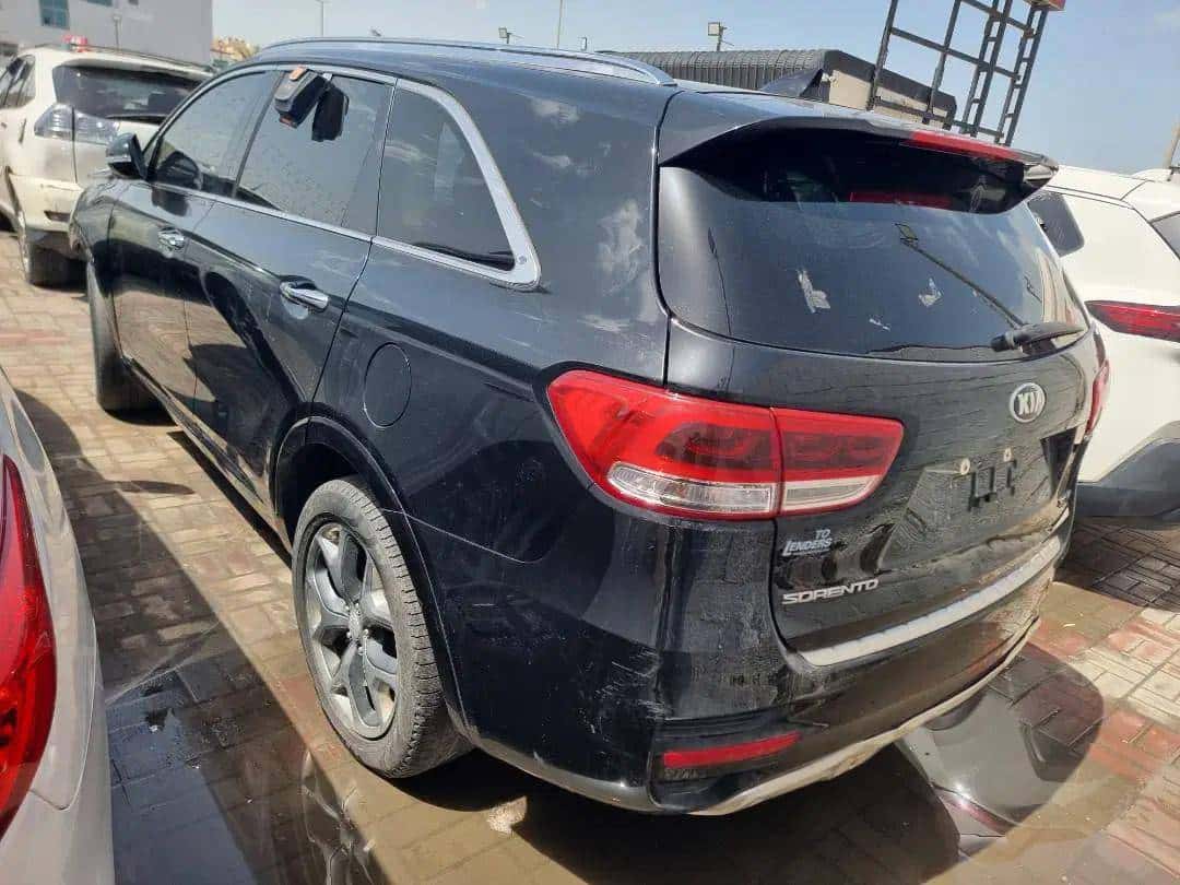 KIA SORENTO - Exterior