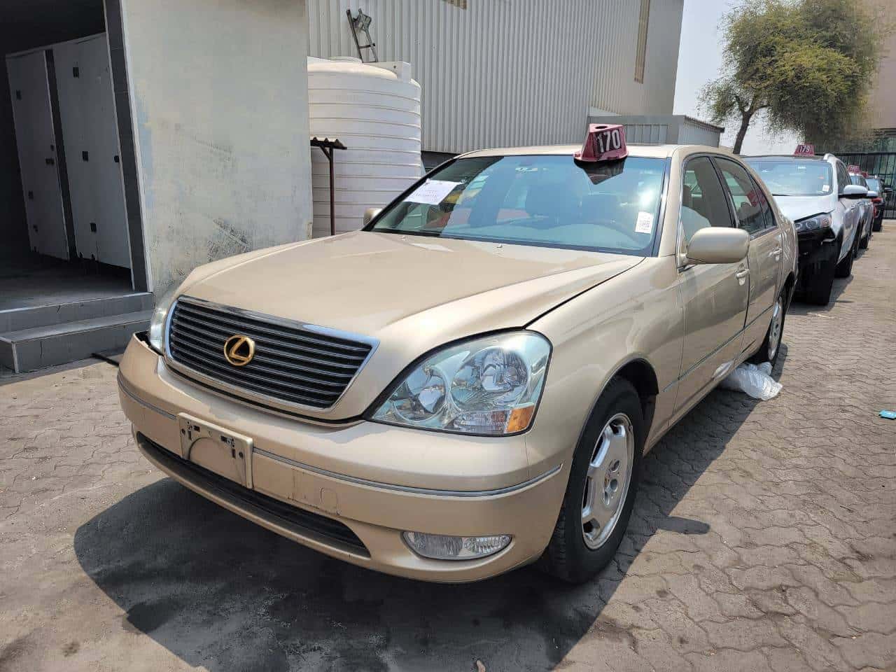Lexus LS 430 2002 thumbnail 1