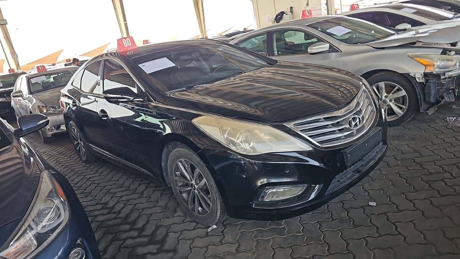 Hyundai GRANDEUR 2011 thumbnail 2