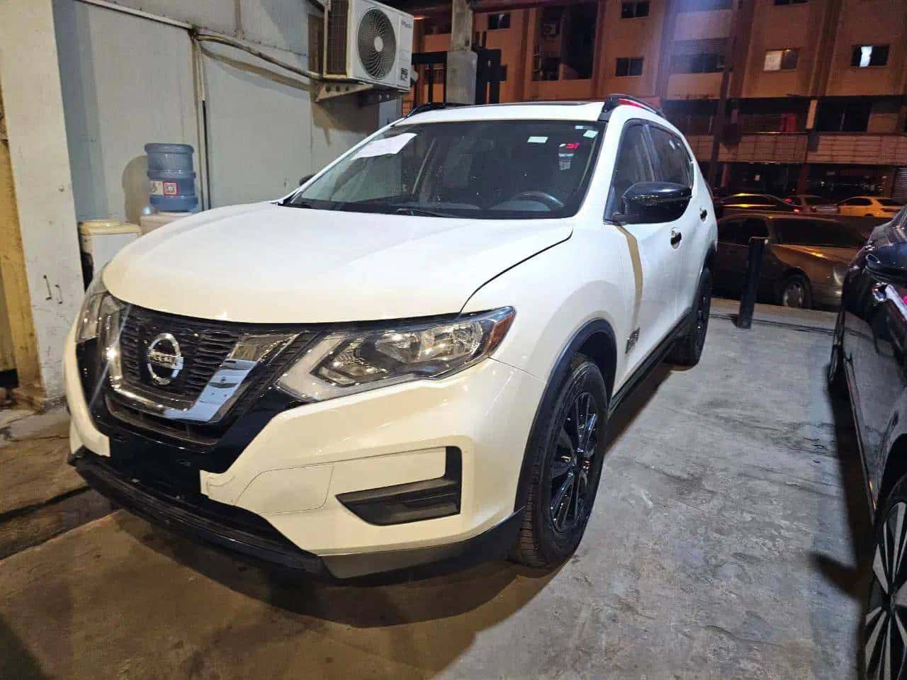 Nissan Rogue 2017 thumbnail 4
